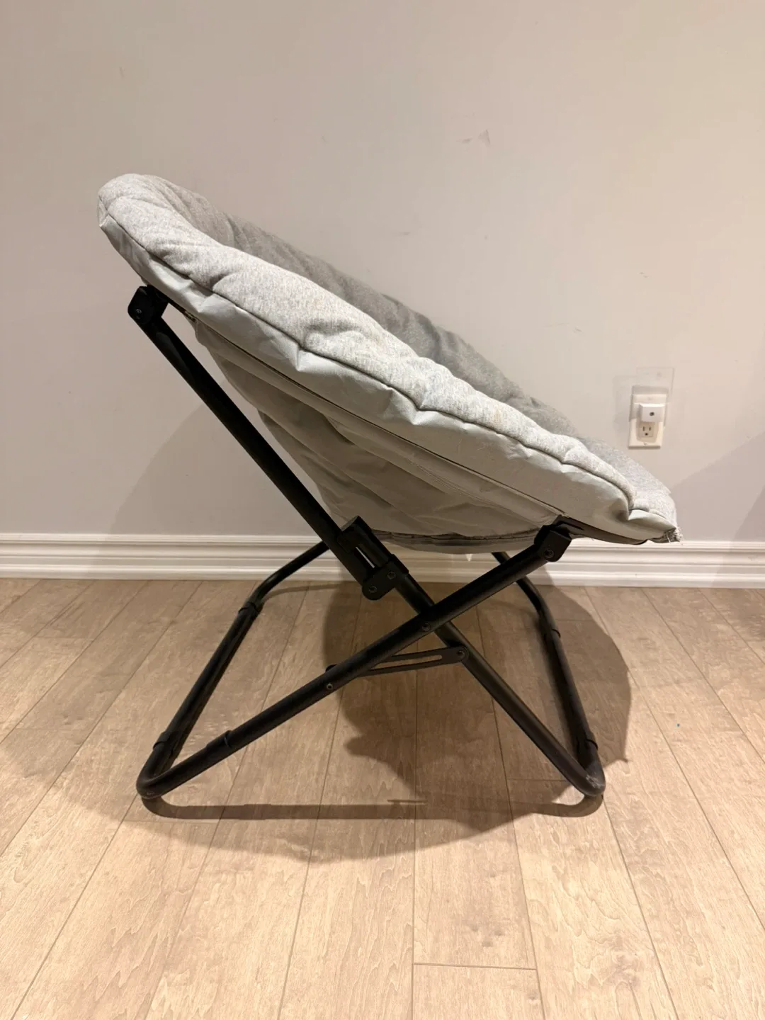 GUC Grey Folding Chair image indicator(2)