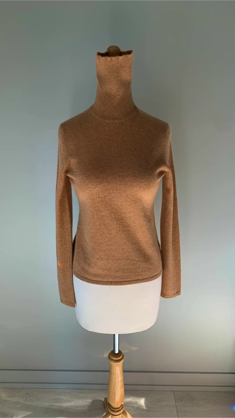 Lord & Tailor Premium Cashmere Turtleneck in Ginger Brown Size M thumbnail