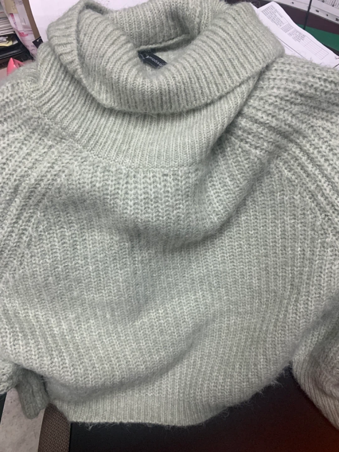 Green Madison Knit Sweater - Women's Size M - photo 2