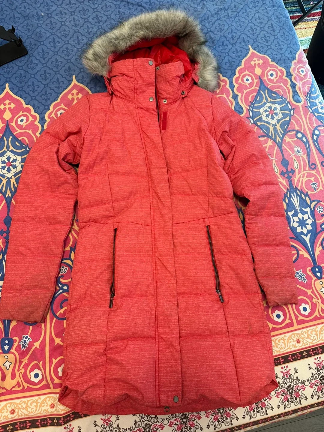 Columbia Winter Down Jacket - Size S