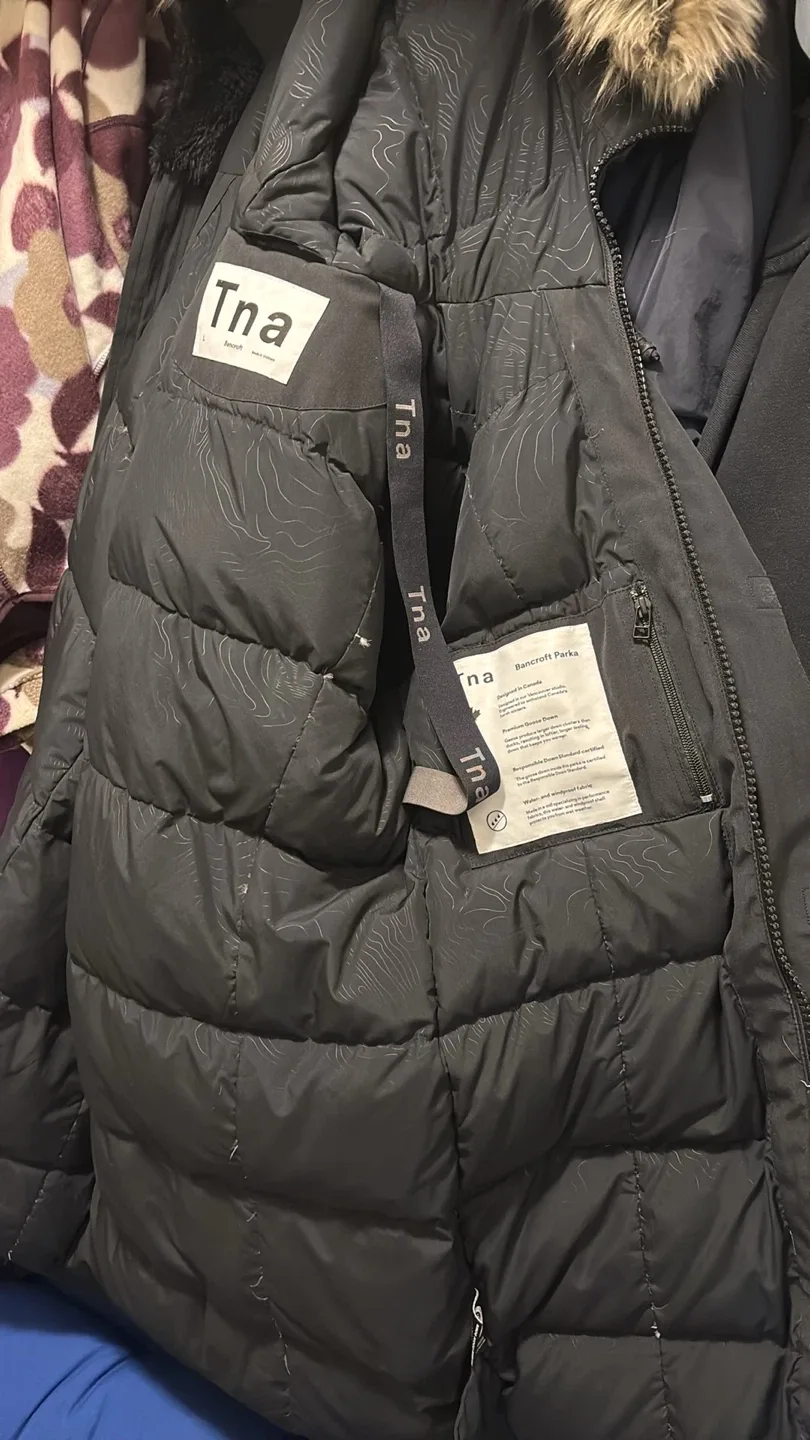 Women’s TNA Bancroft Parka - Black Large image indicator(5)