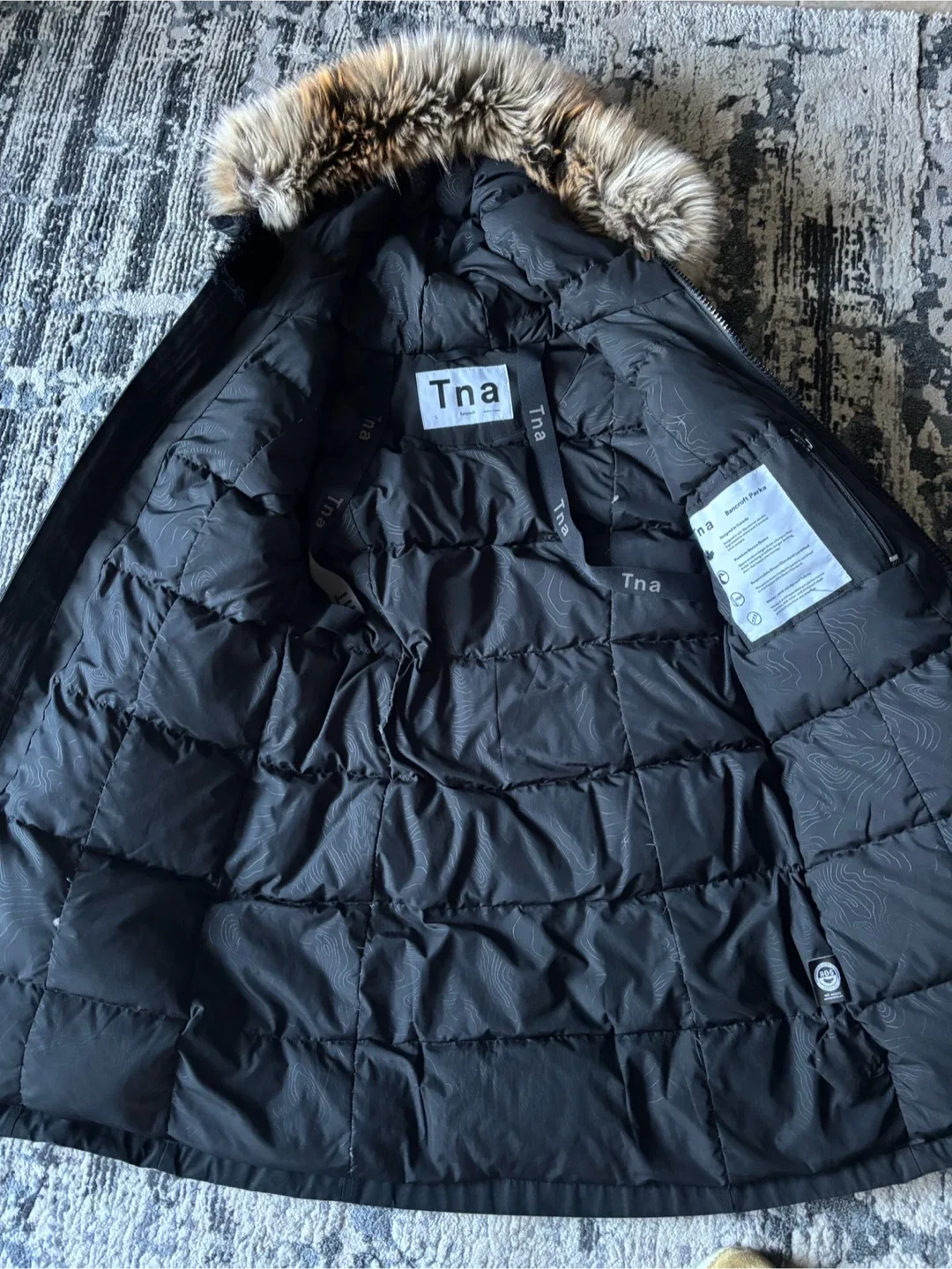 Women’s TNA Bancroft Parka - Black Large image indicator(2)