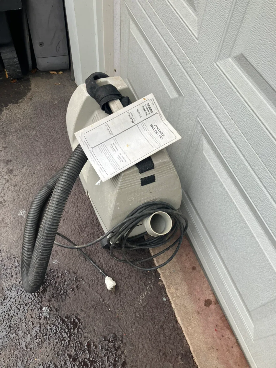 Sears Portable Wet/Dry Vac image indicator(2)