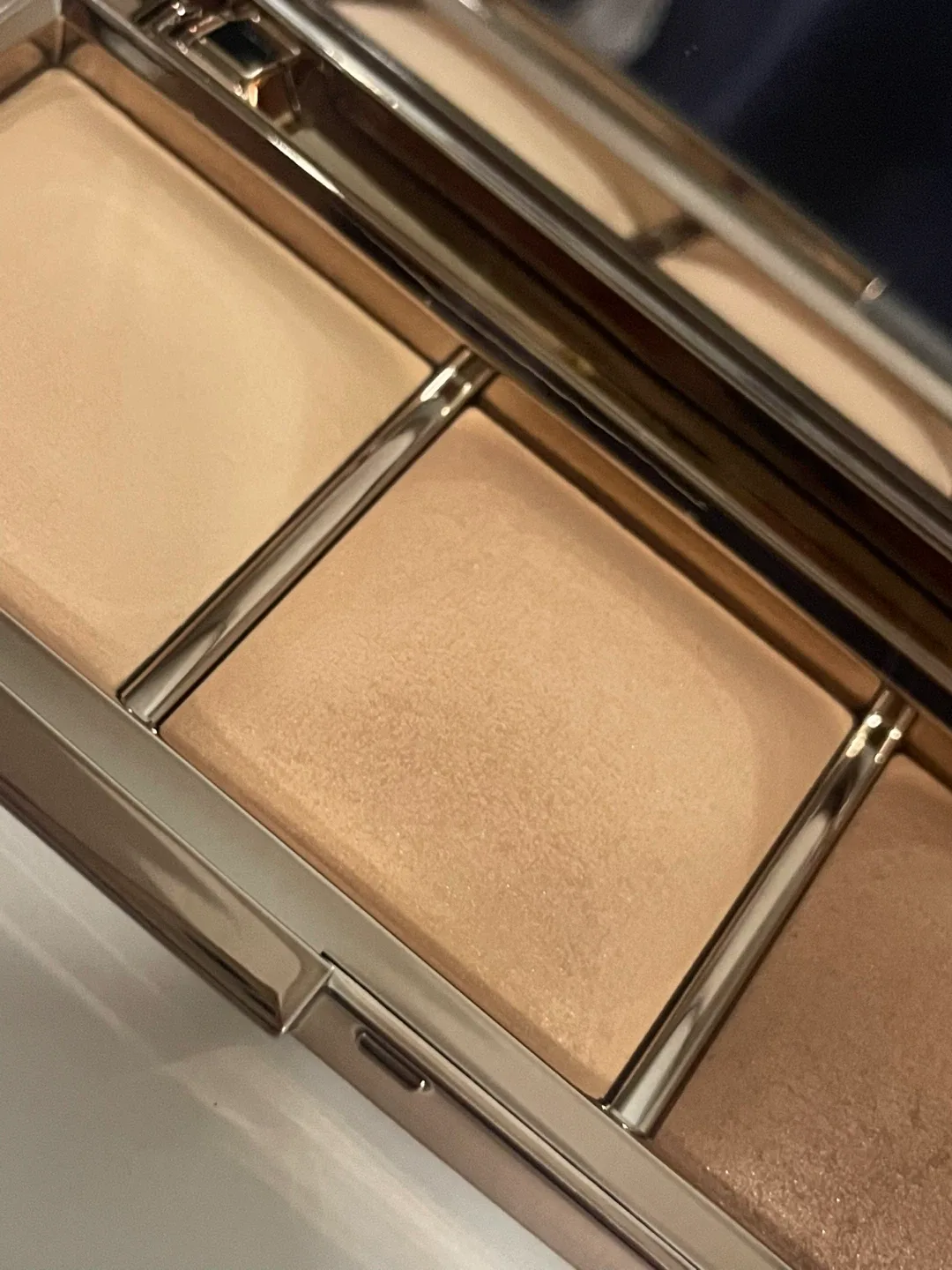 Hourglass Ambient Lighting Palette - Volume II image indicator(6)