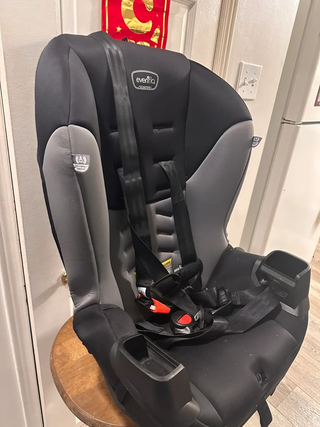 Evenflo Sonus Car Seat - Black & Grey image indicator(2)