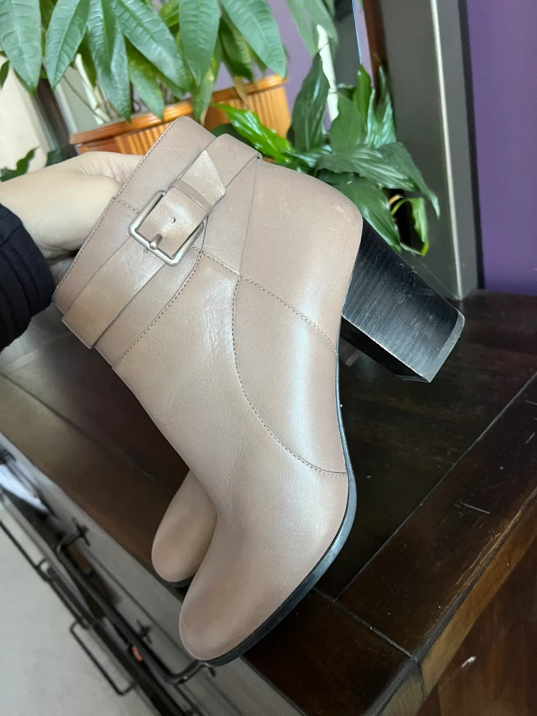 NEW Cole Haan leather ankle boots size 9.5 image indicator(3)
