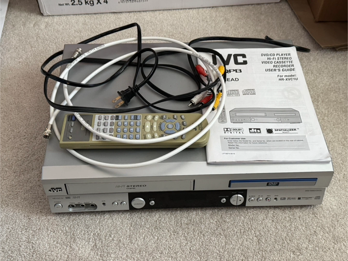 JVC SQPB HR-XVC1U Hi-Fi Stereo DVD/VCR Combo Player