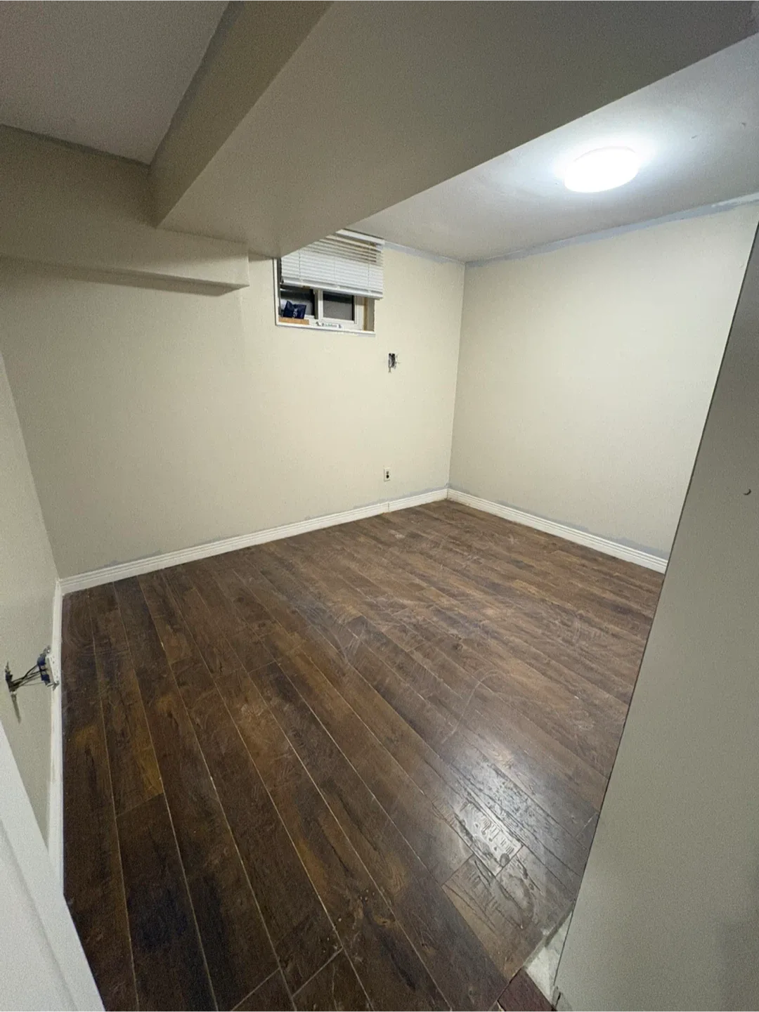 2 bed 1 washroom basement available image indicator(2)