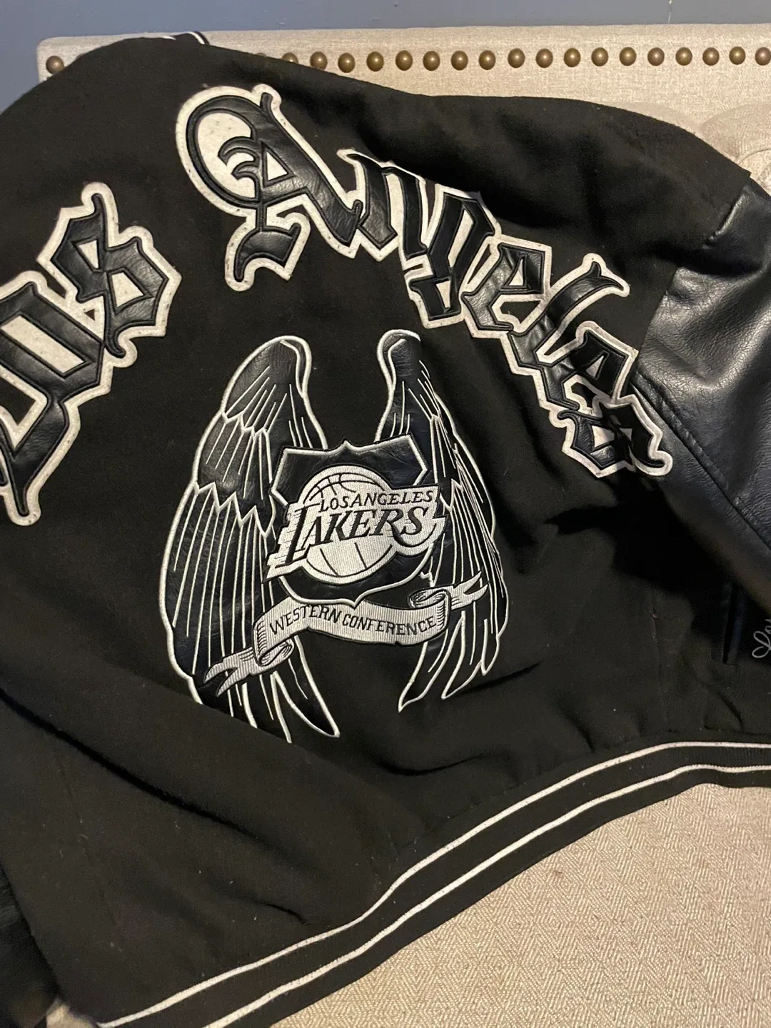 Los Angeles Lakers NBA Jacket image indicator(3)
