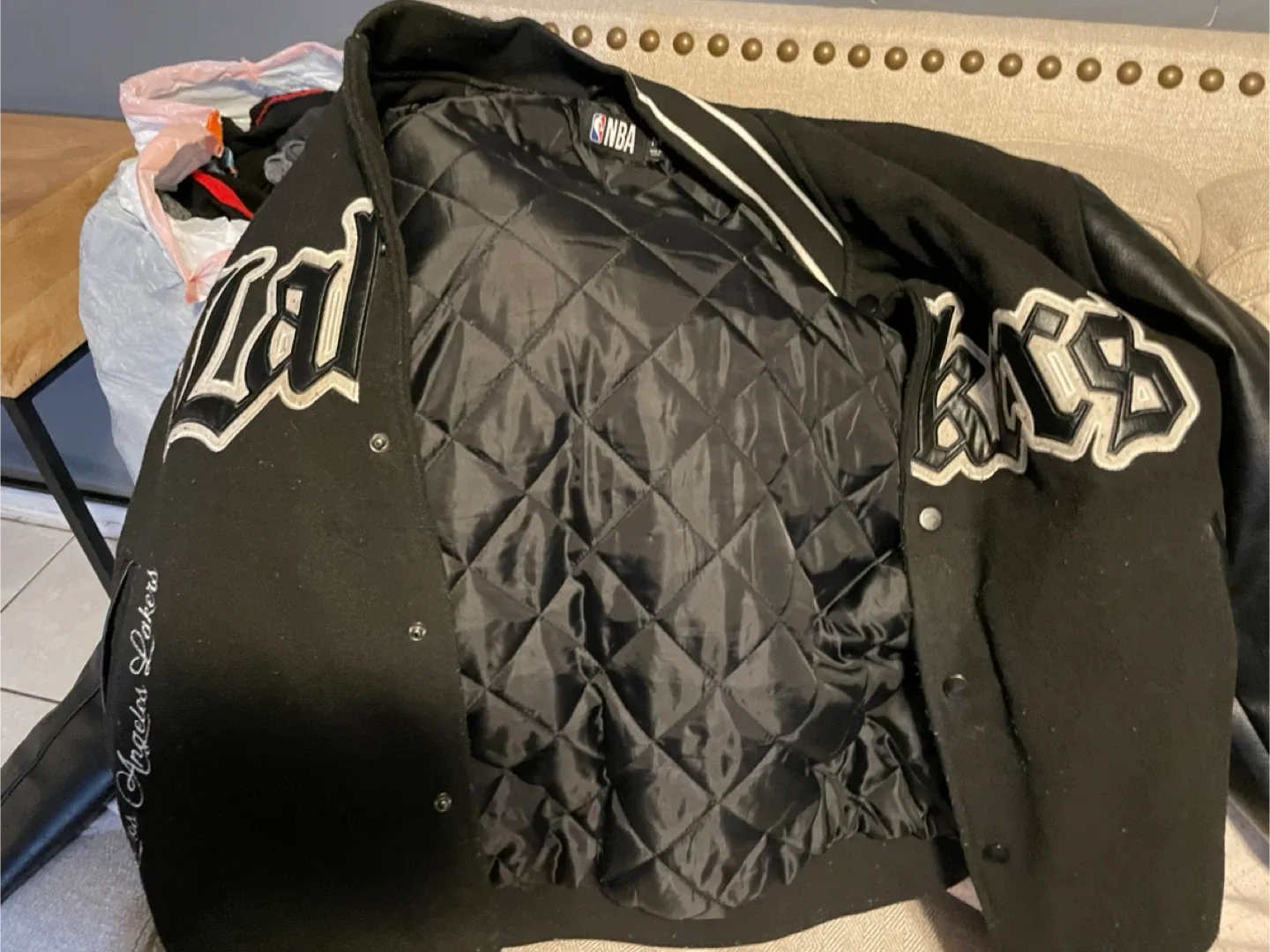 Los Angeles Lakers NBA Jacket image indicator(5)