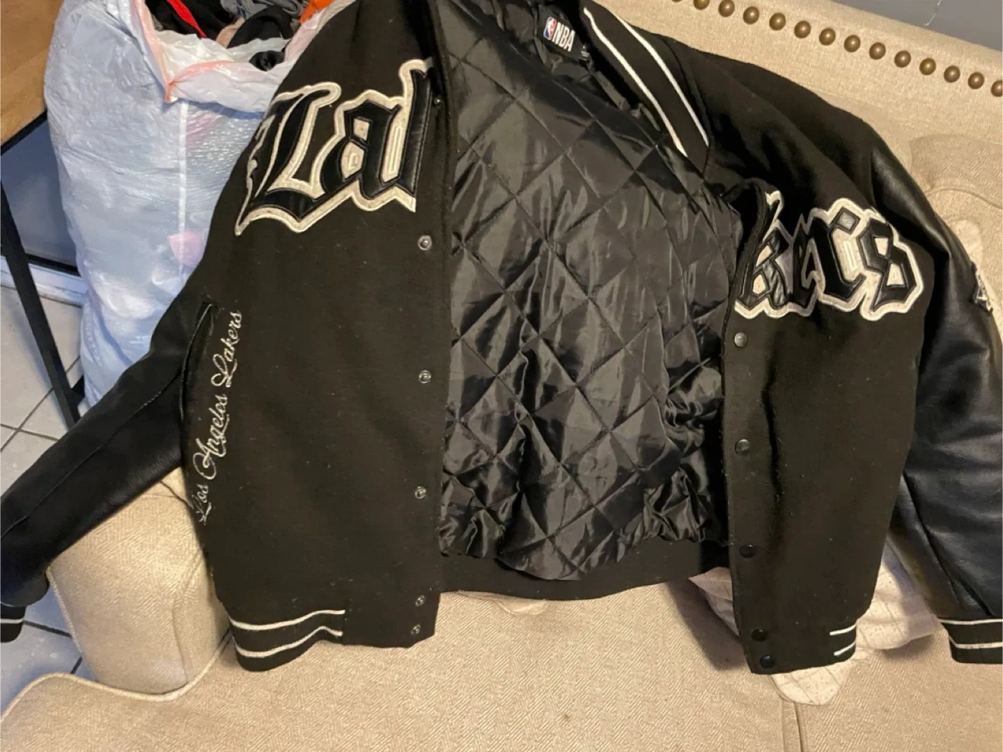 Los Angeles Lakers NBA Jacket image indicator(6)