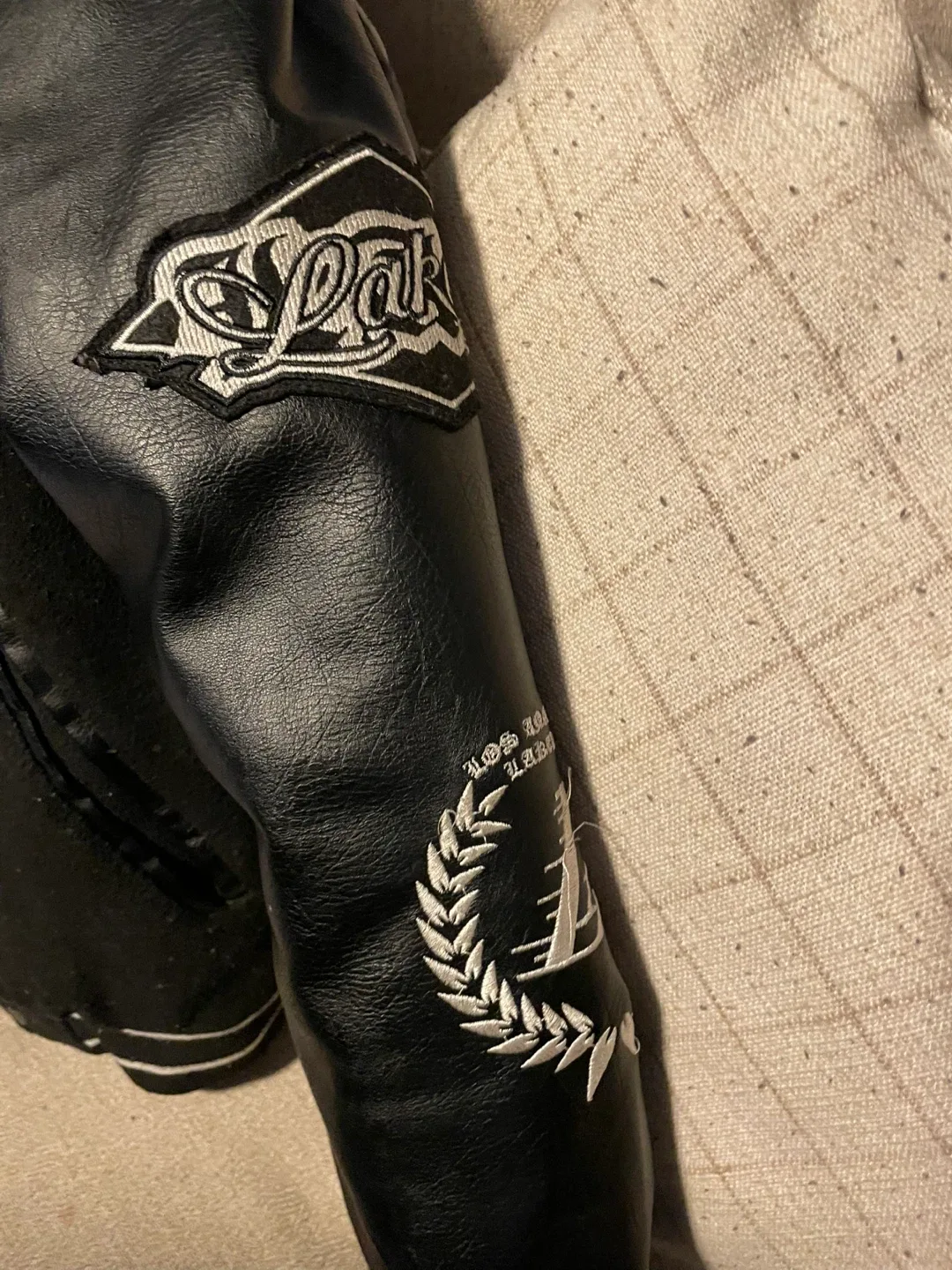 Los Angeles Lakers NBA Jacket image indicator(8)