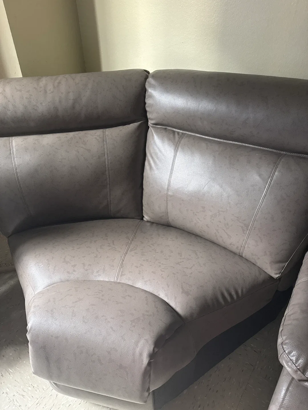 Leather Sectional Sofa - Brown image indicator(2)