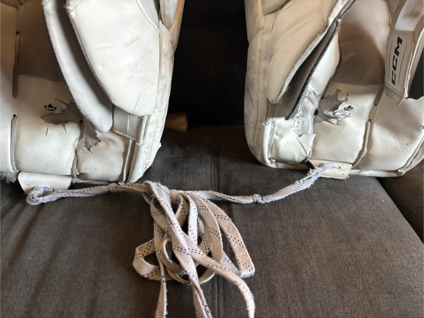 CCM EFlex 6.5 Goalie Pads 34+1 - photo 4