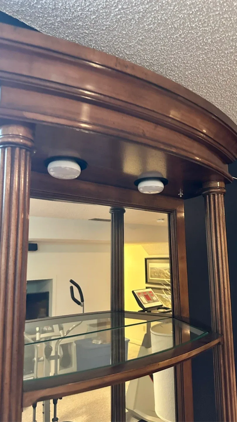 SOLID WOOD Curio Cabinet with Glass Shelves image indicator(7)