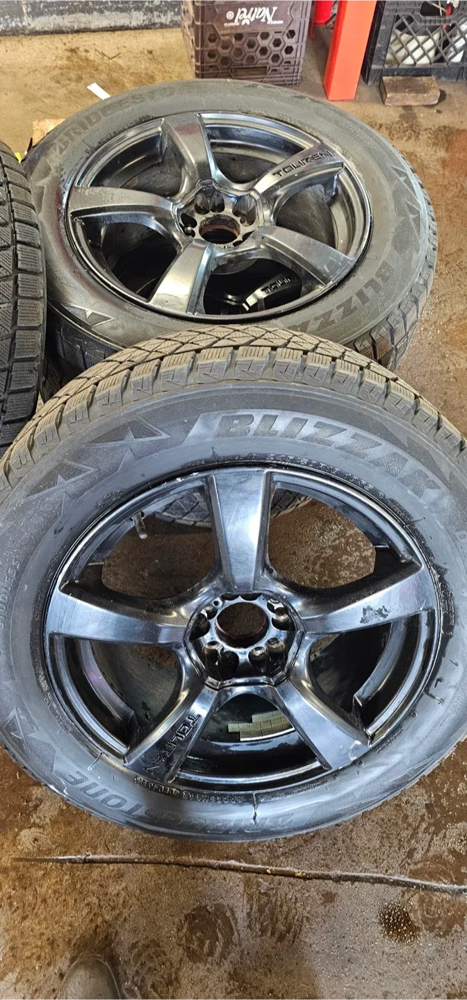 Bridgestone Blizzak Winter Tires on Rims 18”