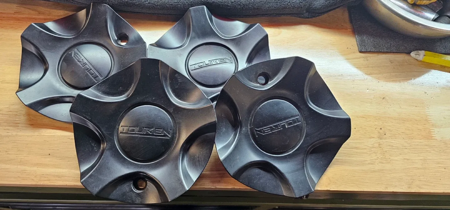 Bridgestone Blizzak Winter Tires on Rims 18” image indicator(7)