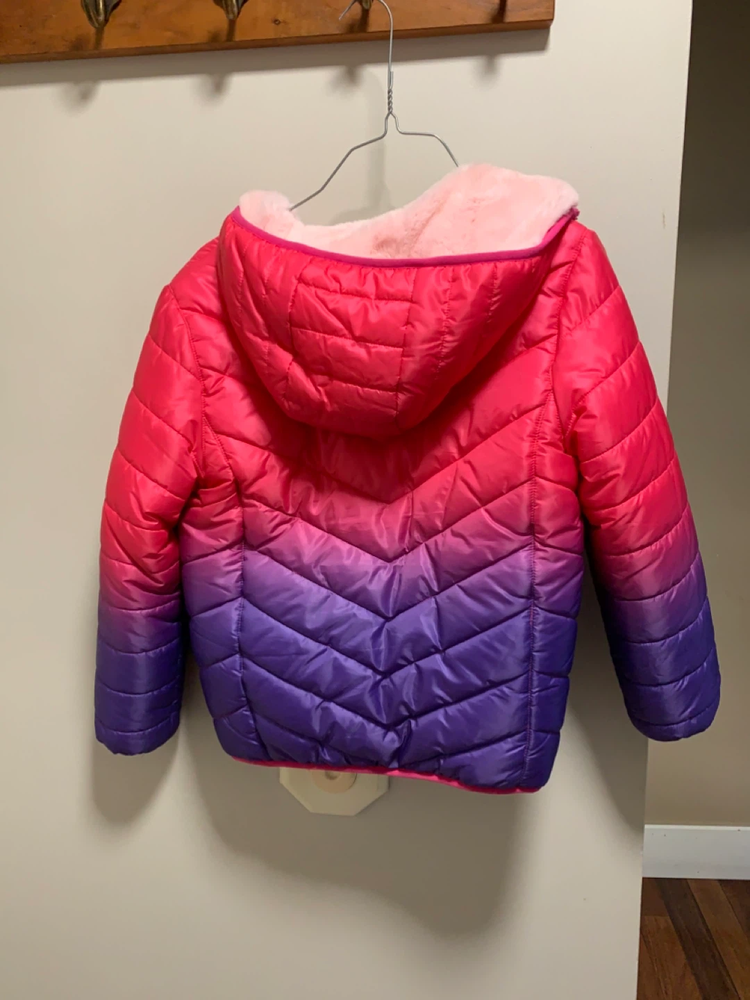 Eddie Bauer Kids Puffer Jacket - L (10/12) - photo 5