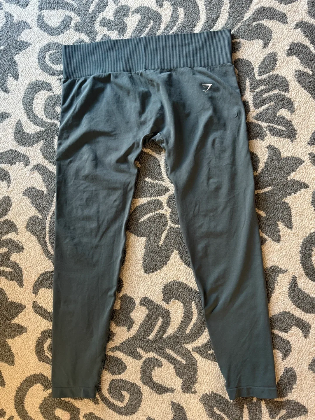 Gymshark Leggings - Size XXL image indicator(2)