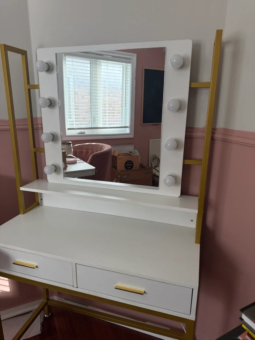 Vanity Makeup Table with Lighted Mirror