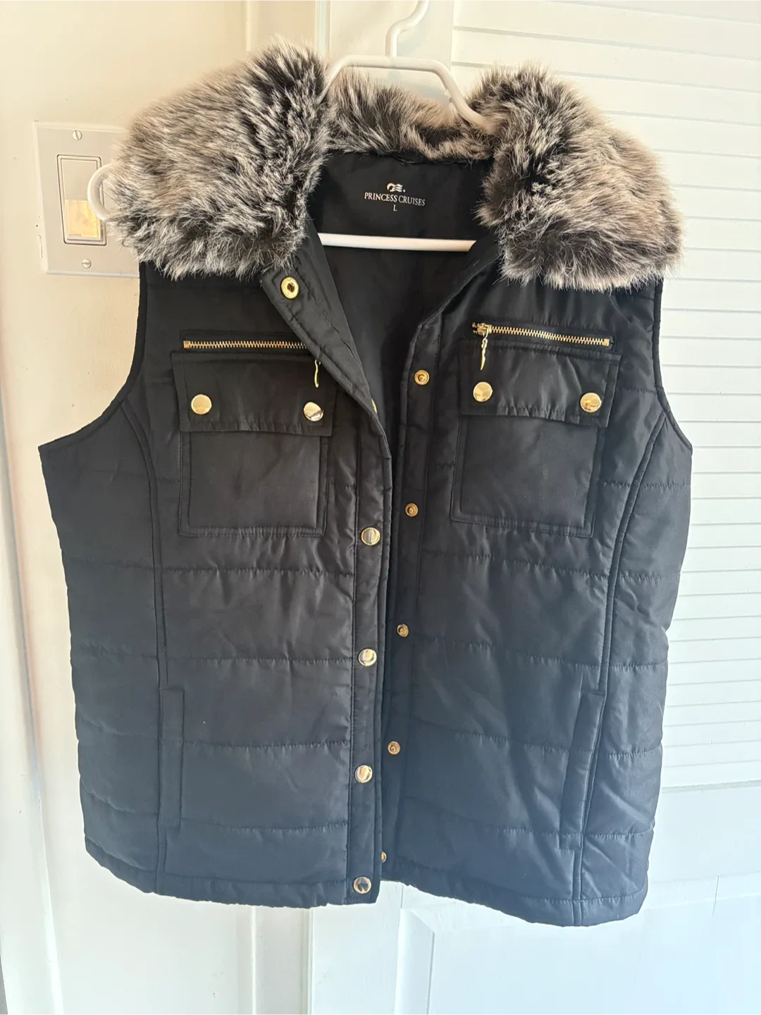 Princess Cruises Black Faux Fur Vest Size Large