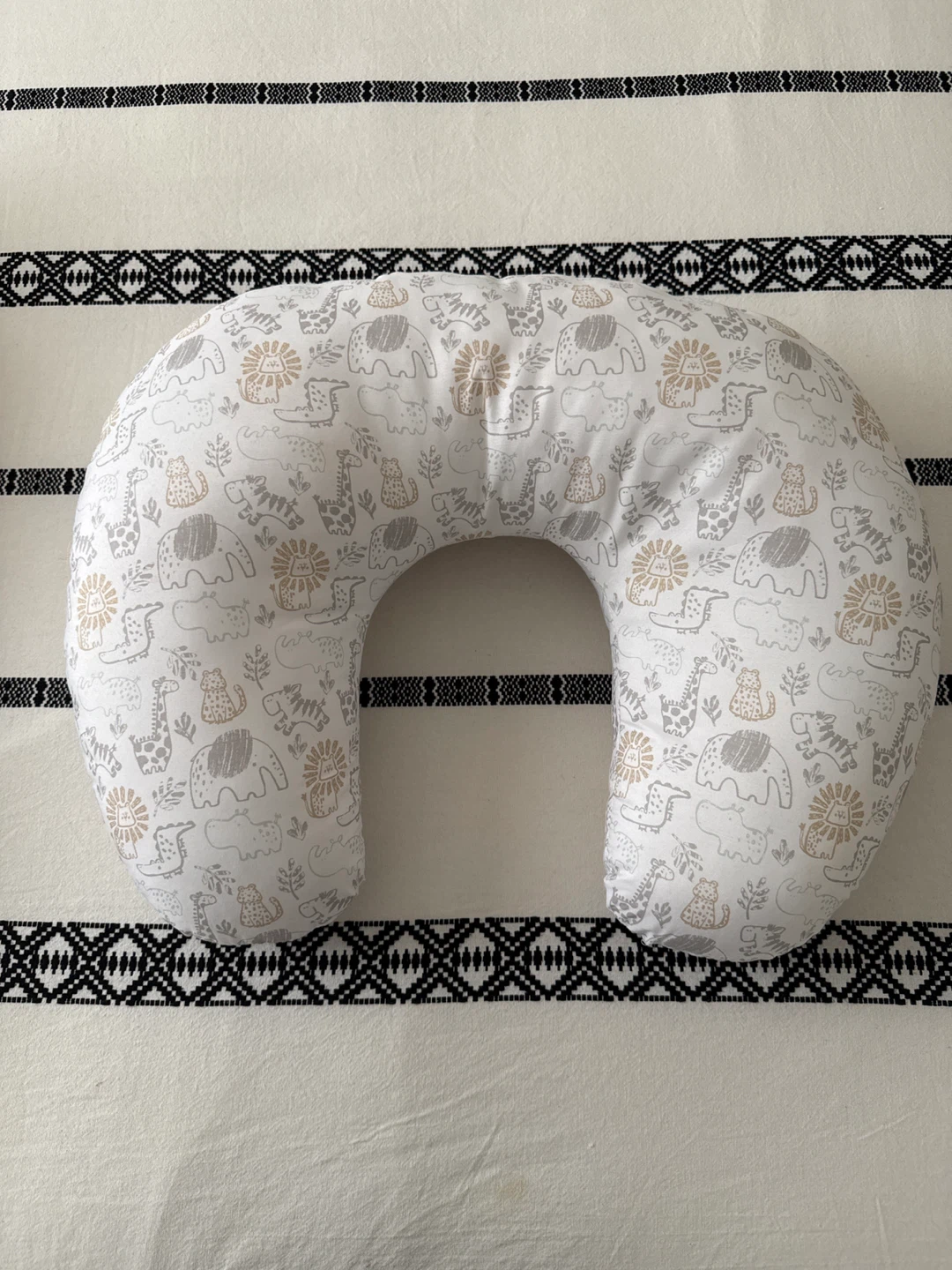 Feeding pillow