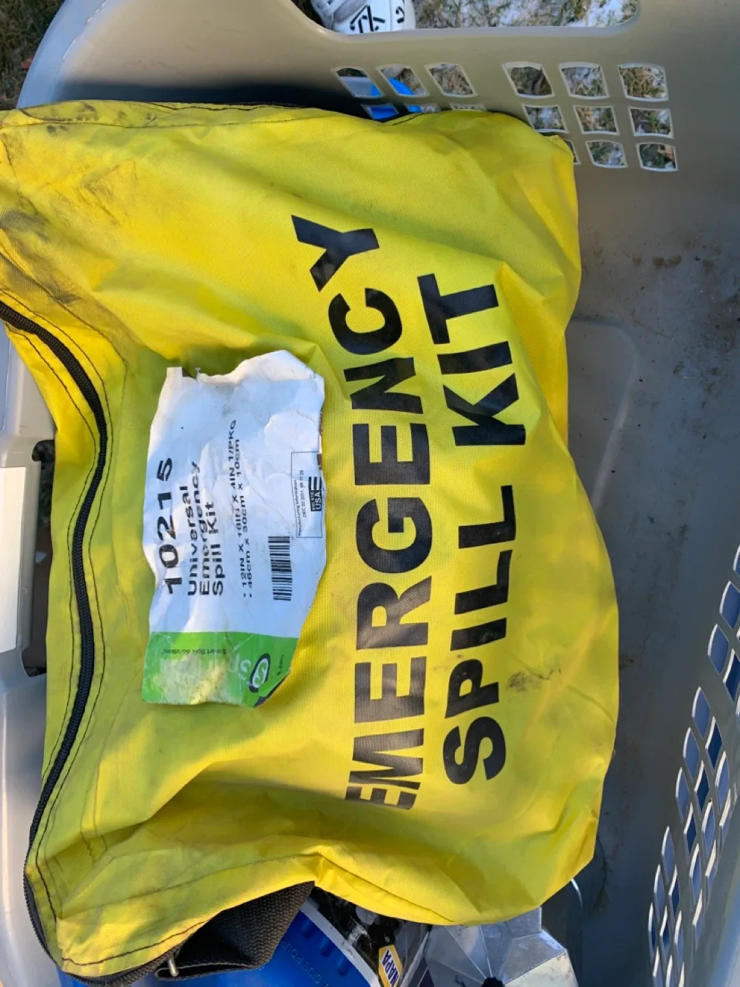 Emergency Spill Kit - Universal