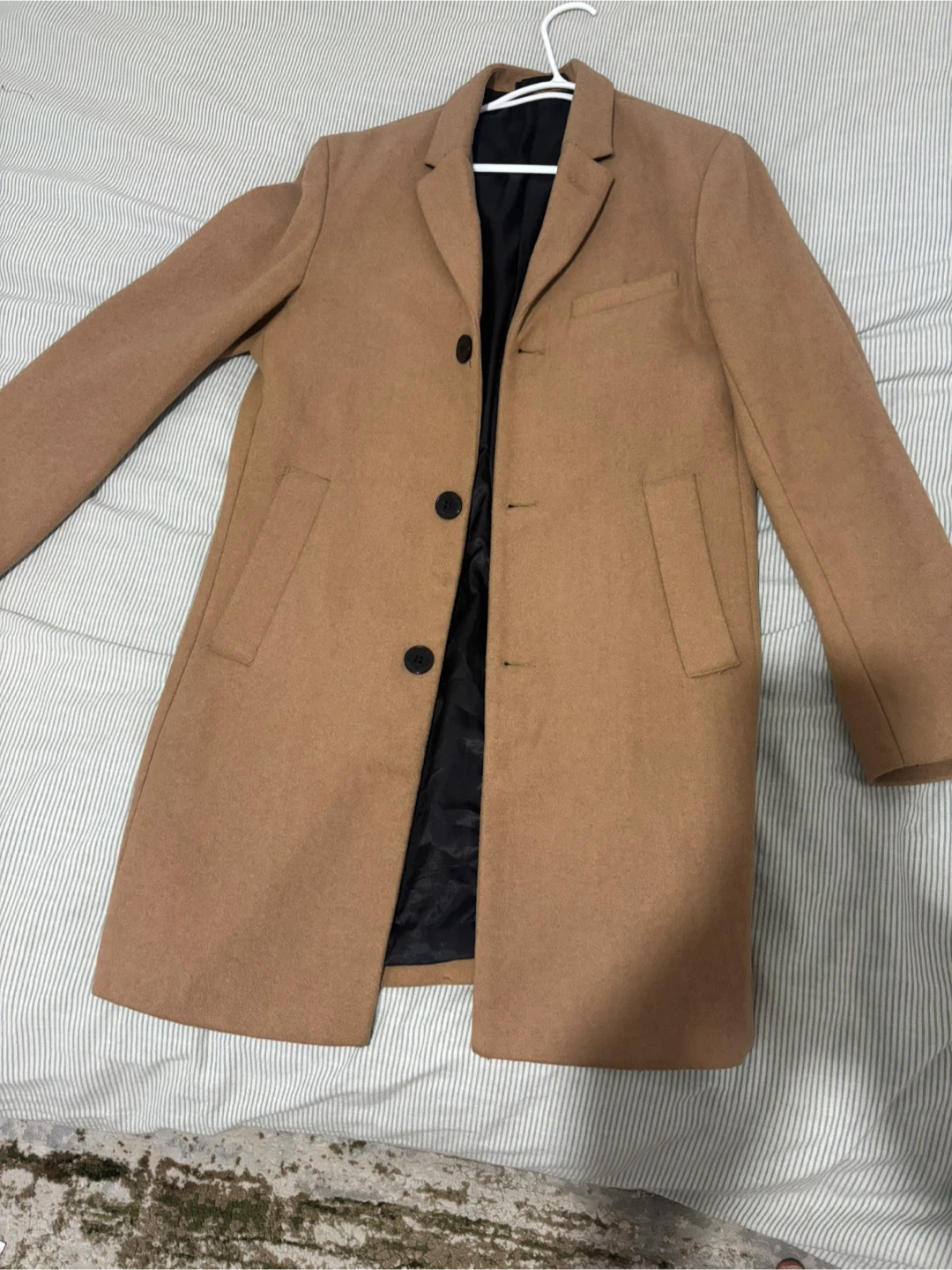 H&M Men’s Camel Overcoat – Size EUR 44 / UK 34R