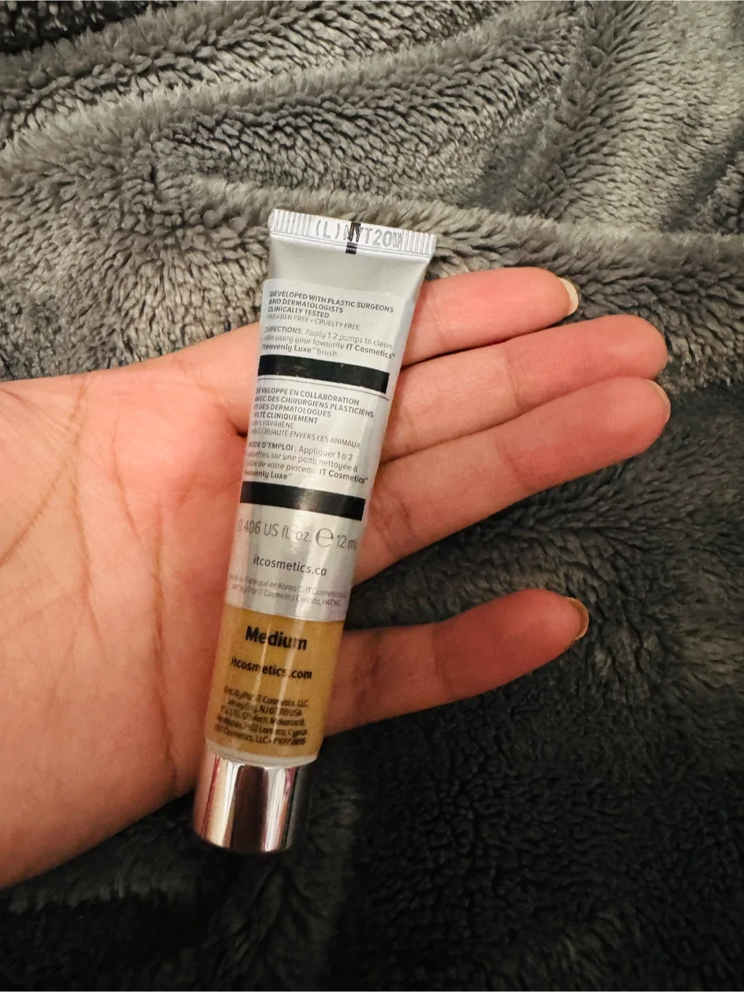 IT Cosmetics Your Skin But Better CC+ Cream - Medium image indicator(2)