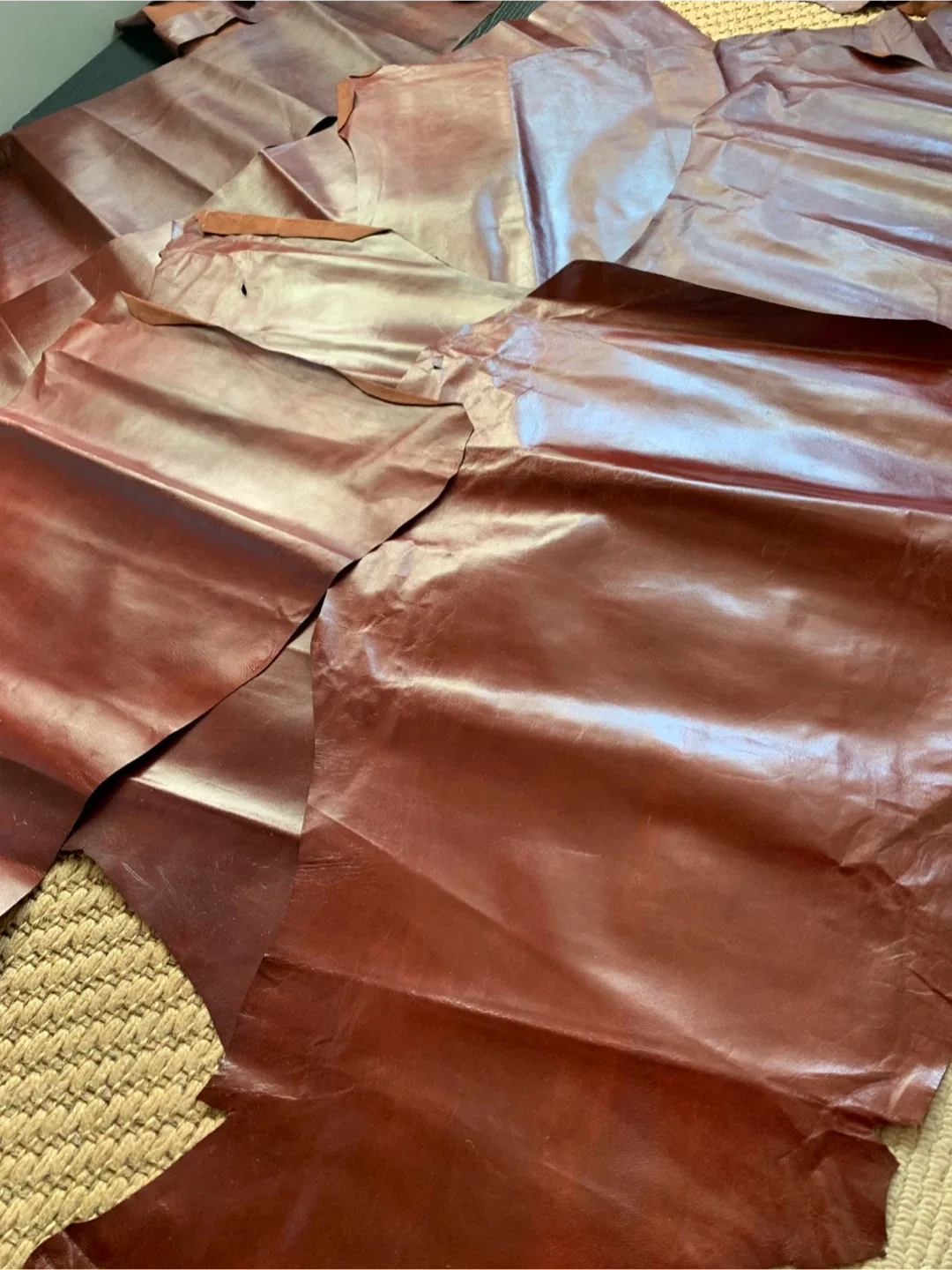 Thin Leather hides / Leather craft image indicator(6)