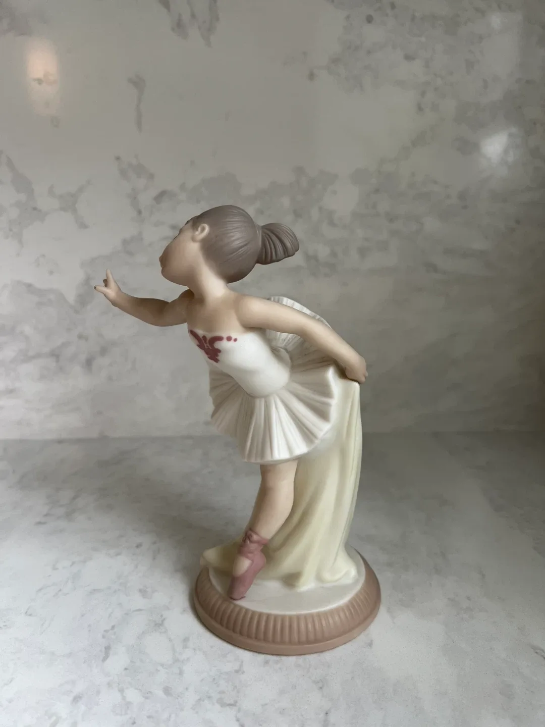 Lladro Ballerina Figurine 1992 Authentic Pristine Condition image indicator(4)