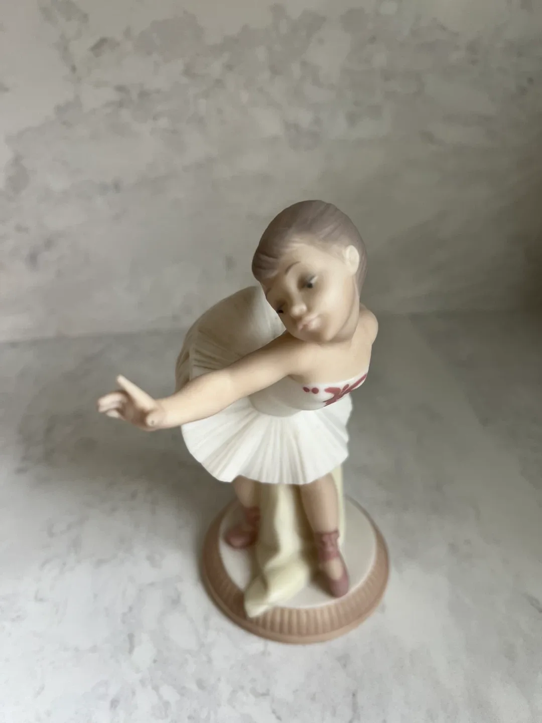 Lladro Ballerina Figurine 1992 Authentic Pristine Condition image indicator(5)