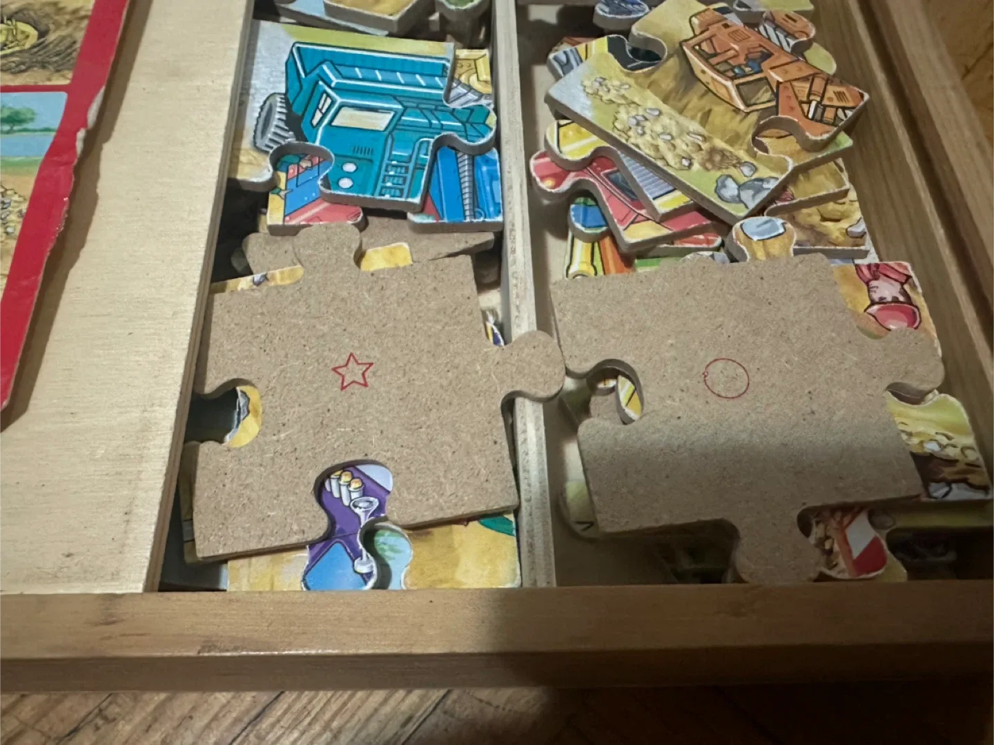 Shure PuzBox Construction Vehicles Puzzle Set image indicator(4)