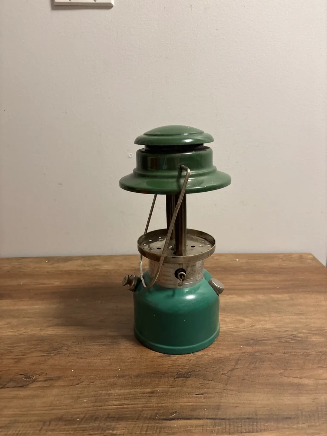Vintage Coleman Green Lantern 335-1969 image indicator(6)