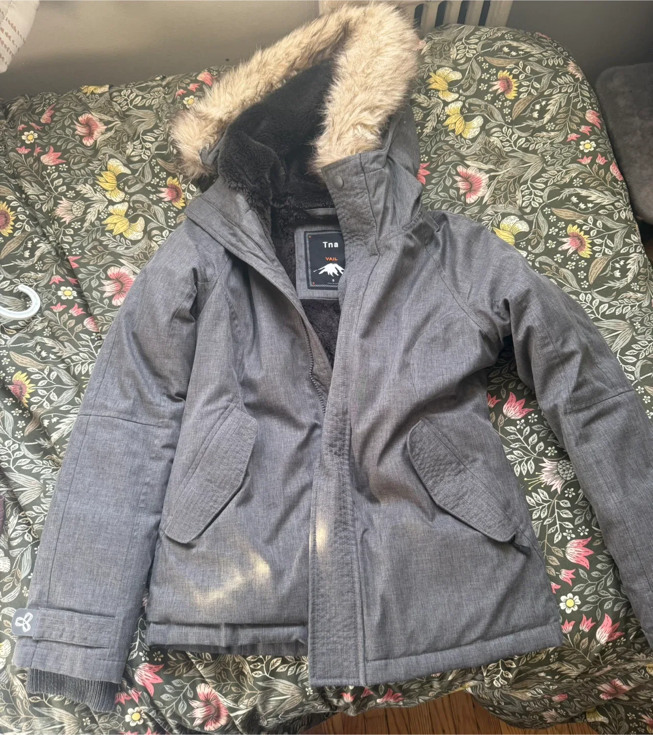 TNA Women's Winter Jacket- Size Small