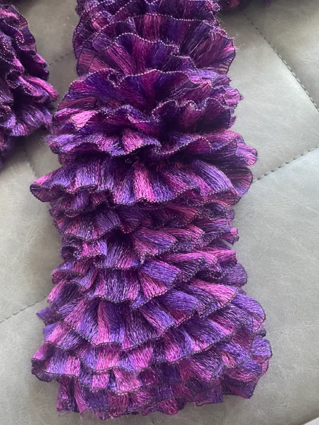 Purple Ruffle Scarf image indicator(2)