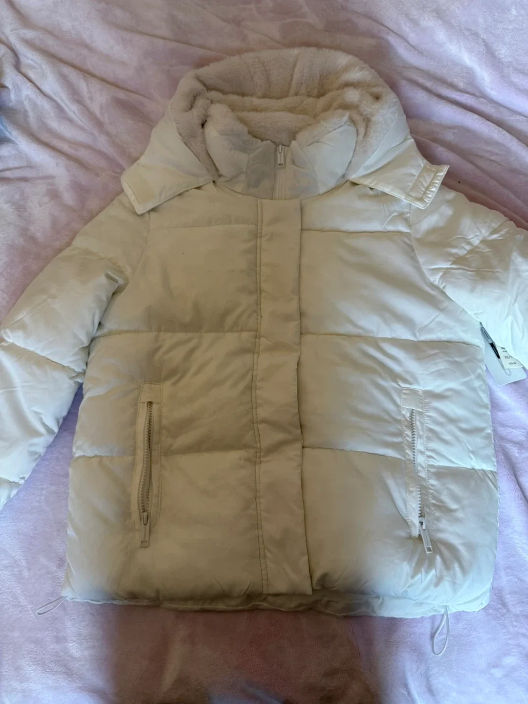 Aeropostale White Puffer Jacket - Size XS