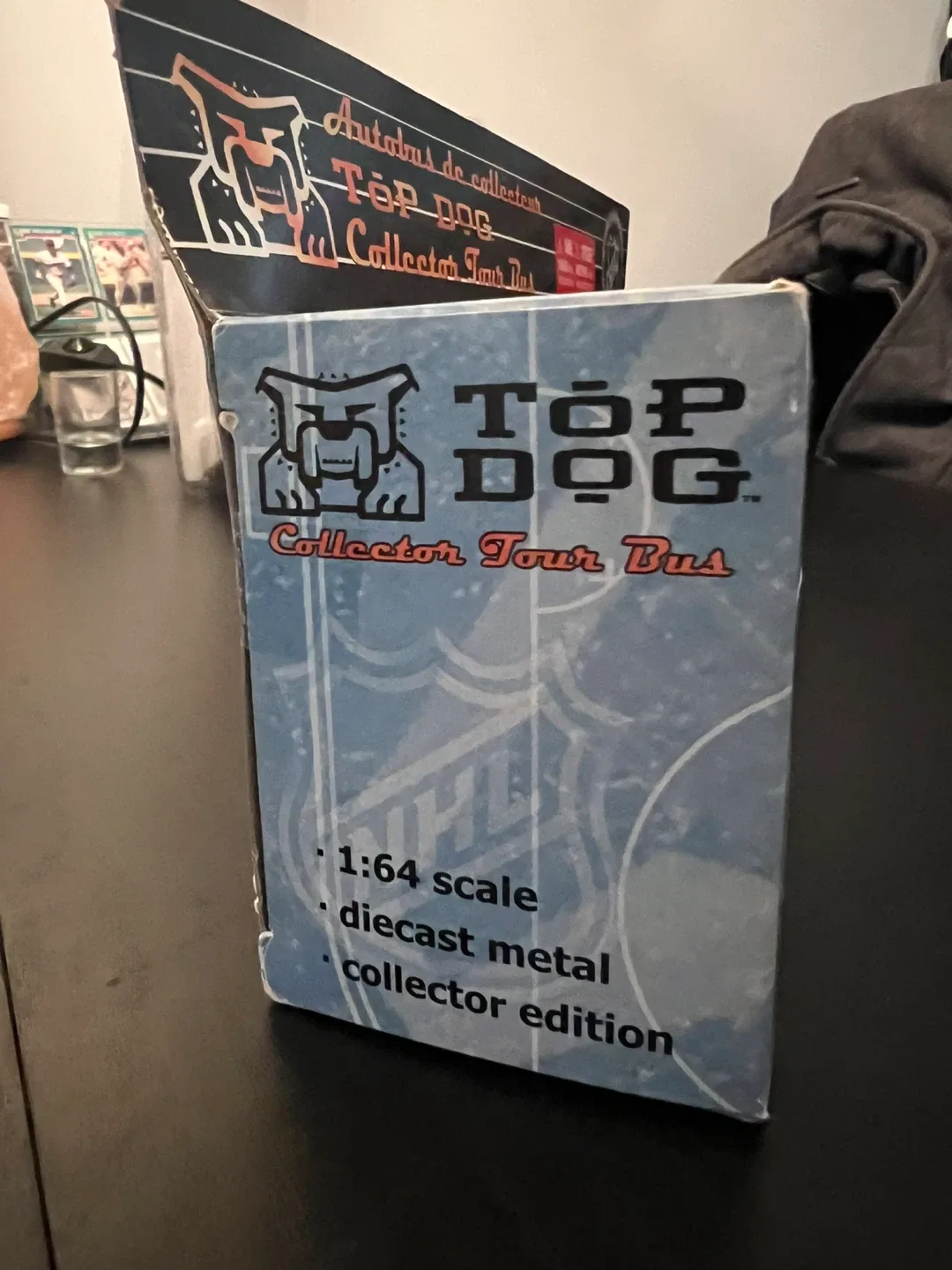 Toronto Maple Leafs Collector Tour Bus image indicator(5)