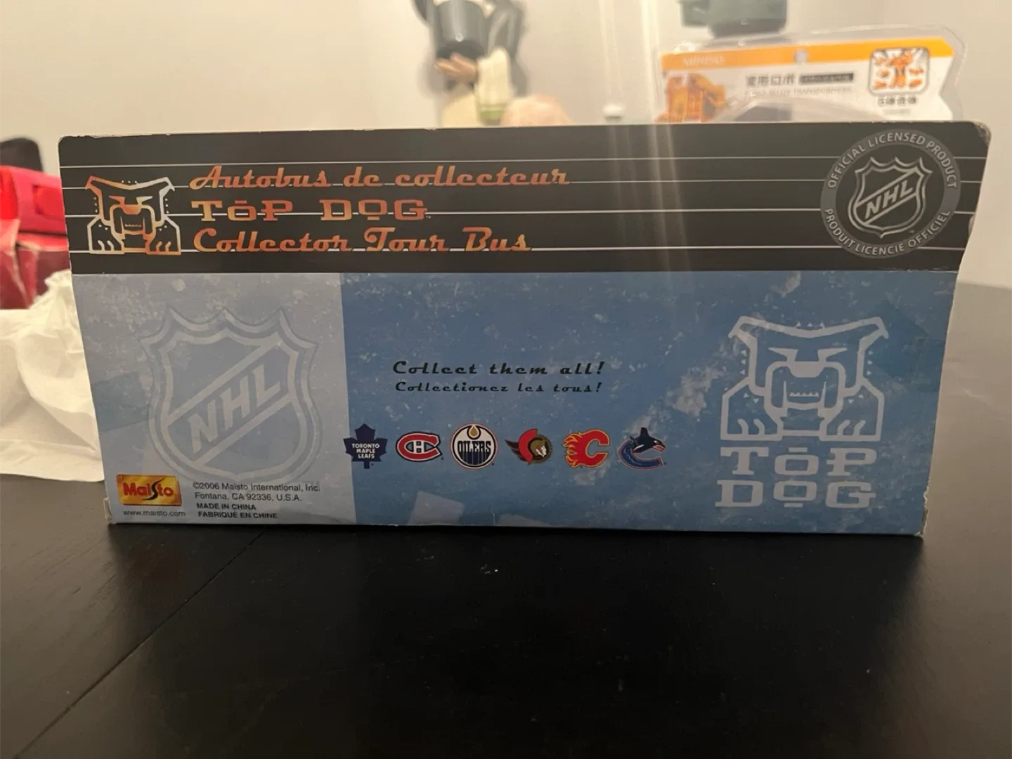 Toronto Maple Leafs Collector Tour Bus image indicator(4)