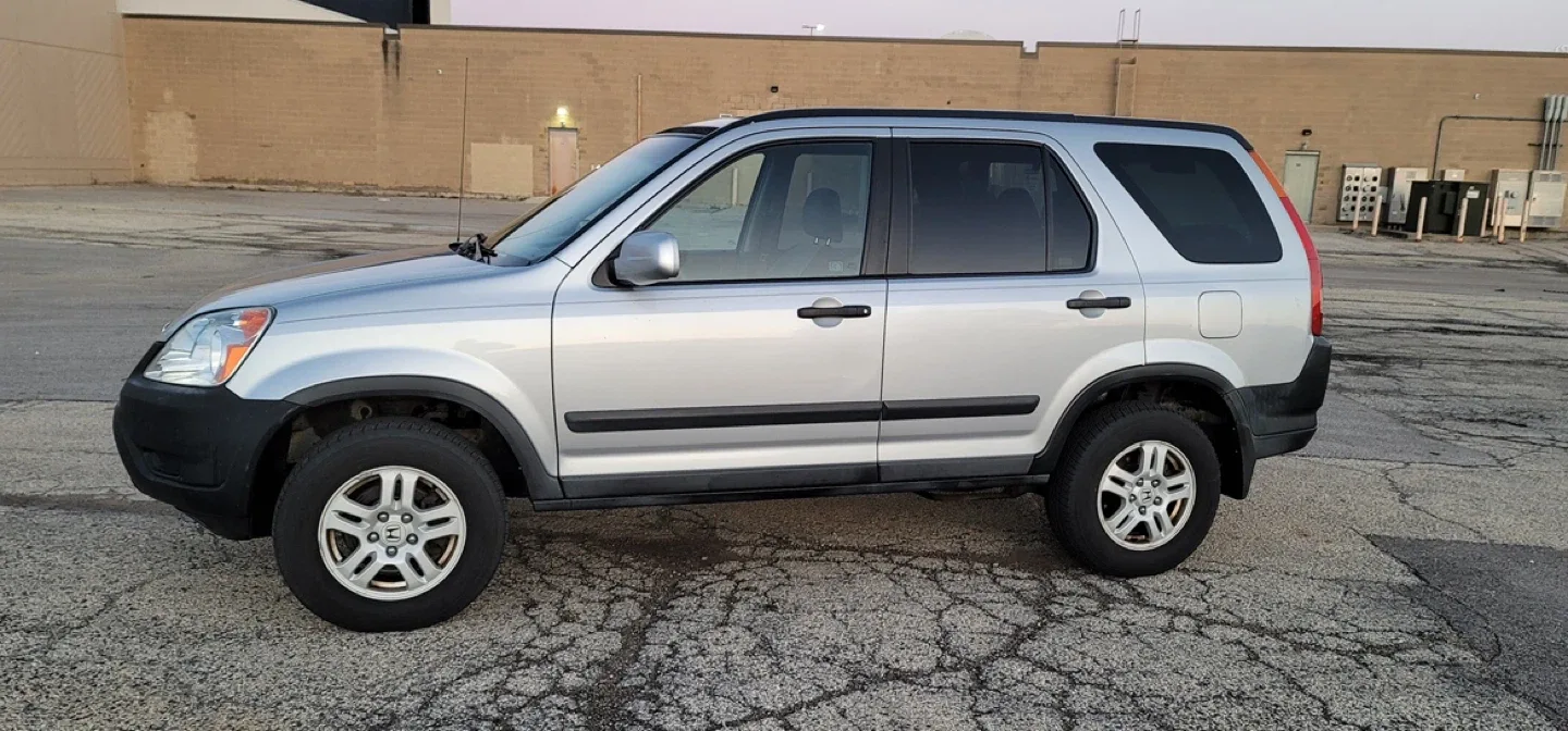 Silver Honda CR-V image indicator(8)