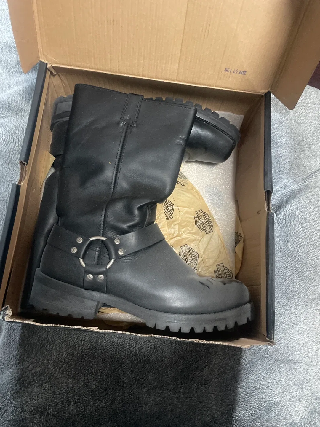 Men’s Shoes, Boots, and Dress Shoes image indicator(6)