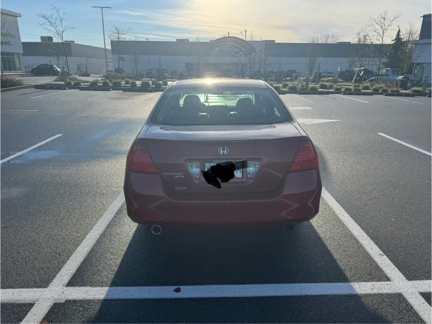 Honda Accord Sedan - Red image indicator(7)