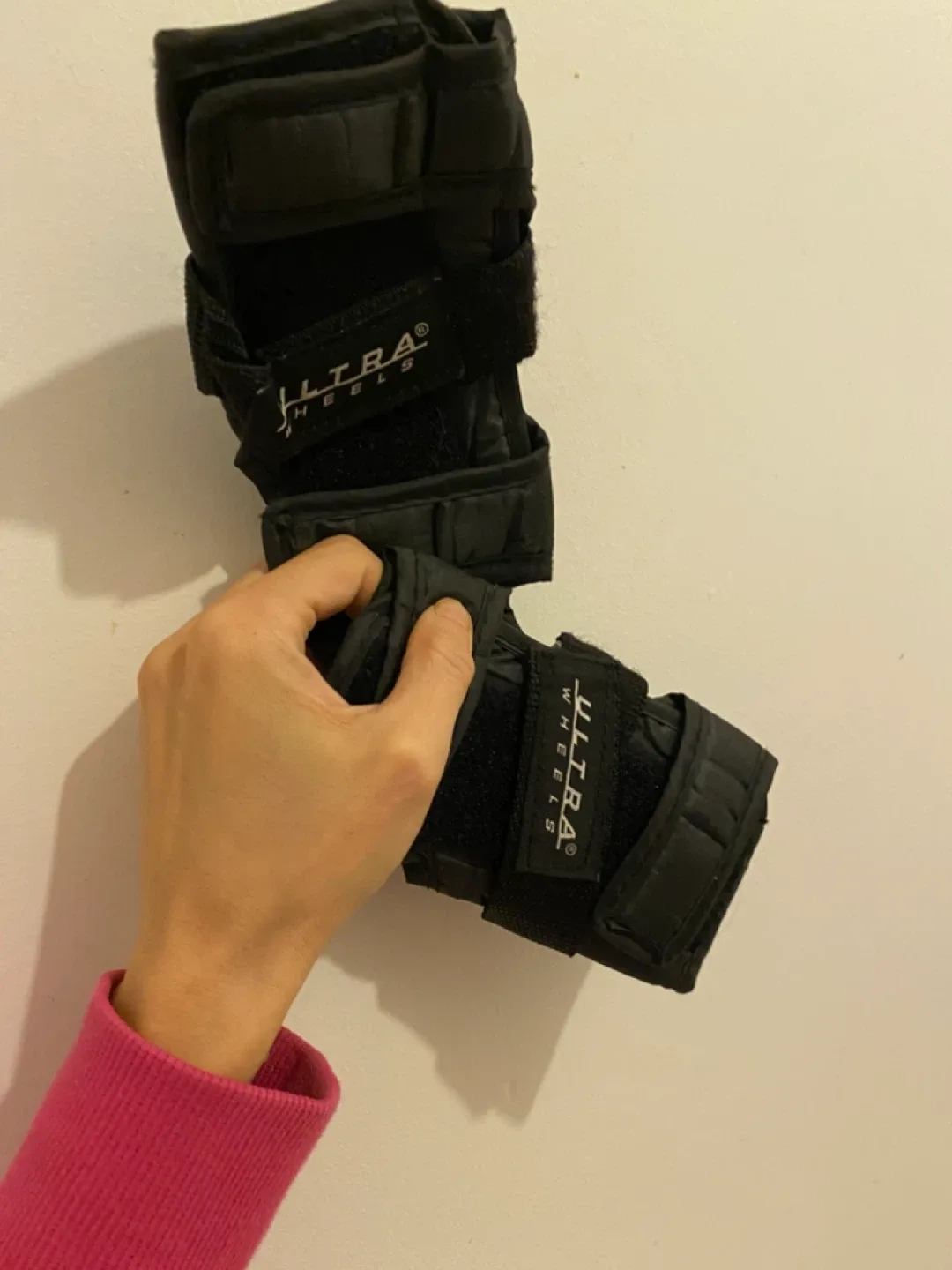 Ultra Wheels Inline Skating Pad Set - Junior 8+ image indicator(5)