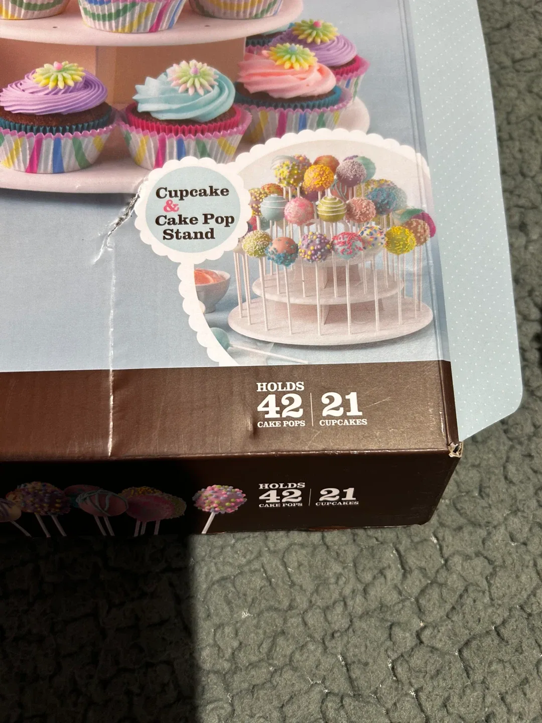 Dual Cupcake & Cake Pop Stand image indicator(2)