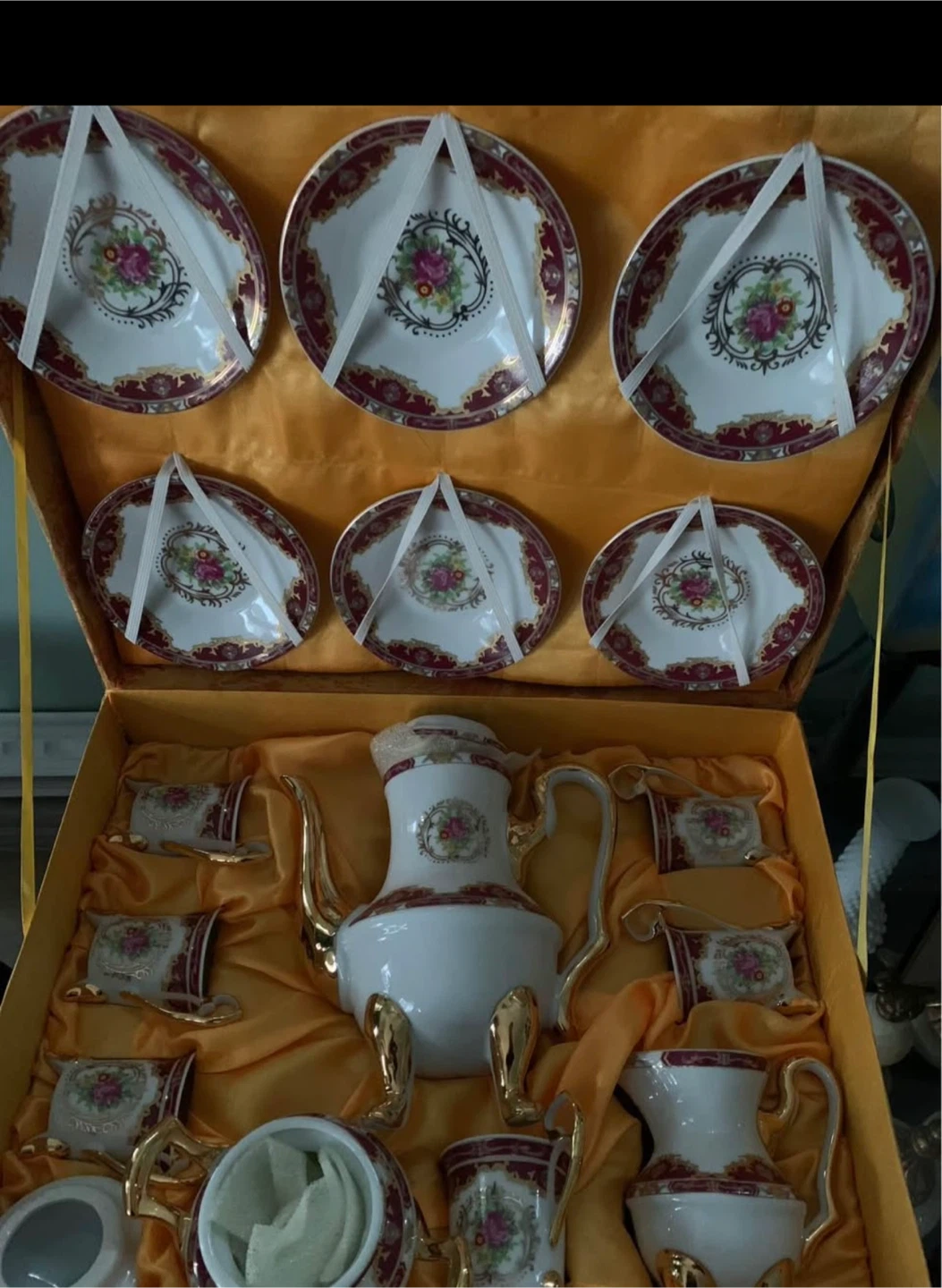 Vintage Porcelain Tea Set with Floral Design