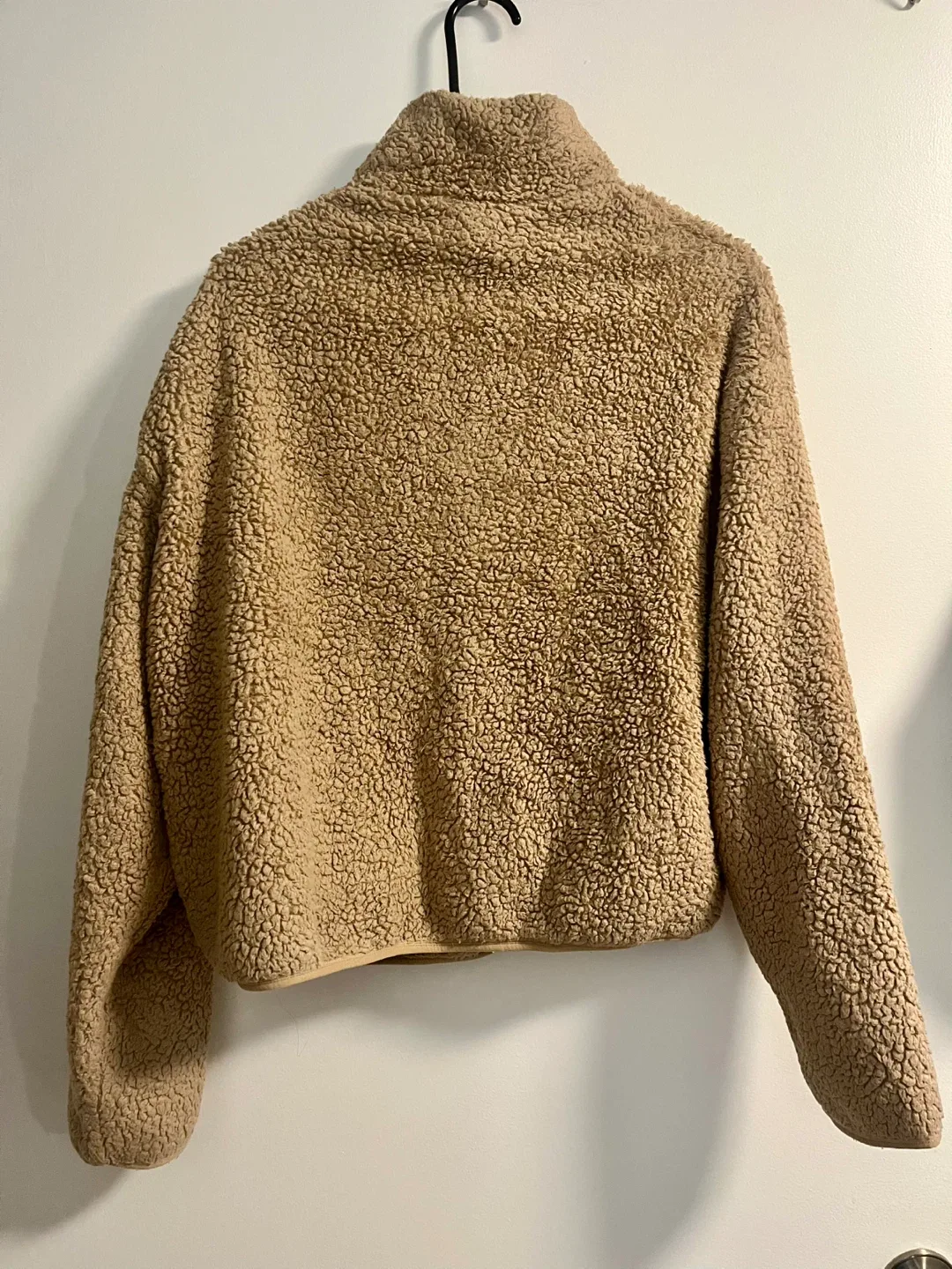 H&M Sherpa Pullover - Size M image indicator(3)