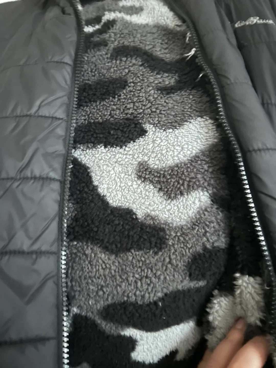 Eddie Bauer Kids' Puffer Jacket - Size Small image indicator(3)