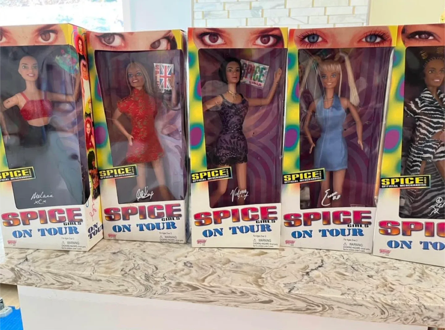 Spice Girls On Tour Dolls - Galoob 1998 image indicator(2)