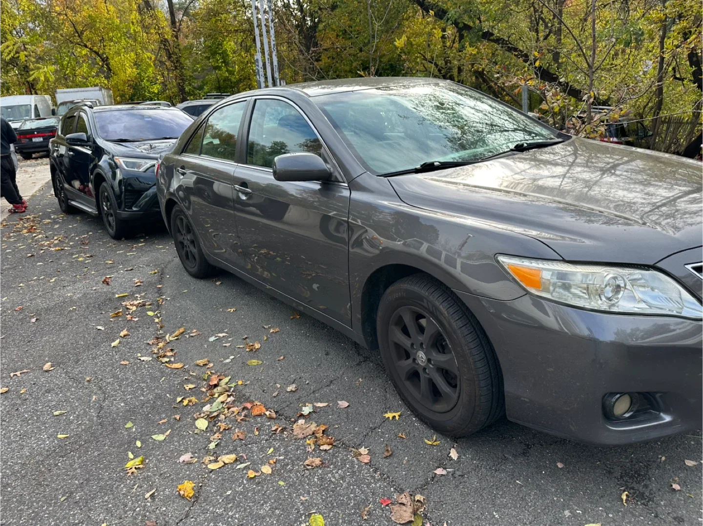 Toyota Camry Sedan - Gray image indicator(2)