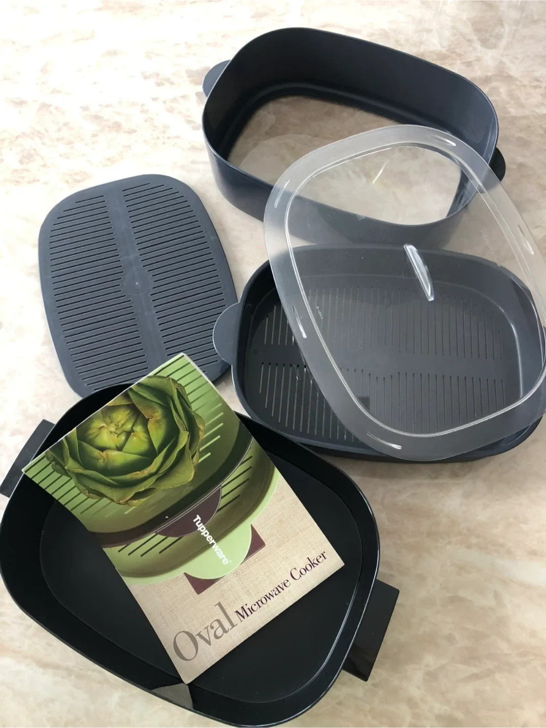 NEW Tupperware Oval Microwave Cooker